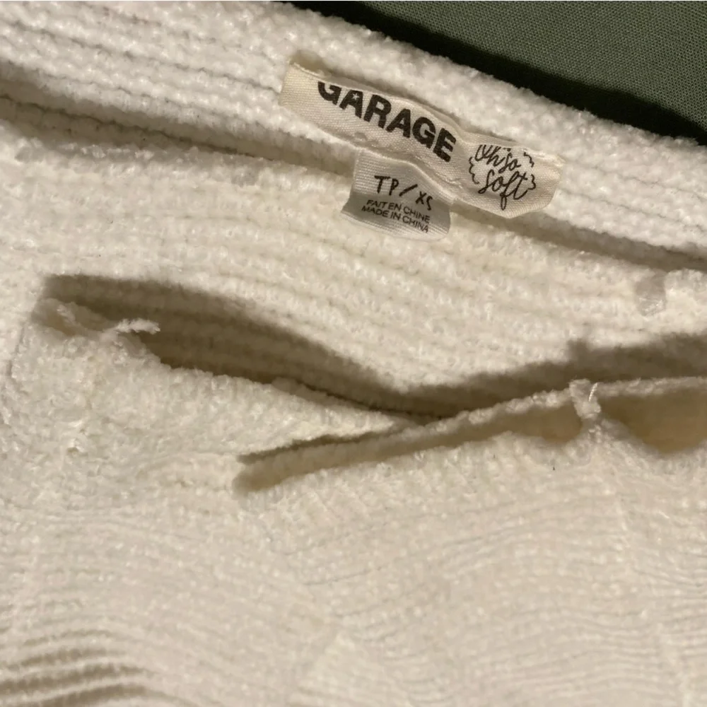 Cropped sweater - Picture 4 of 9